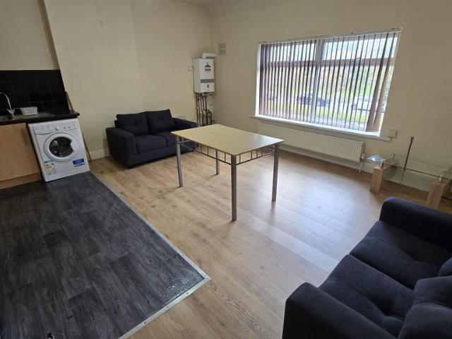 Apartment for rent in Burnage, Manchester