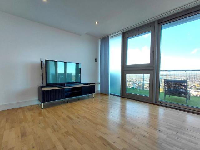 House for rent in North Finchley, Greater London