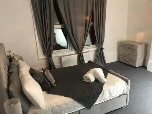 House for rent in Lyons, Greater London