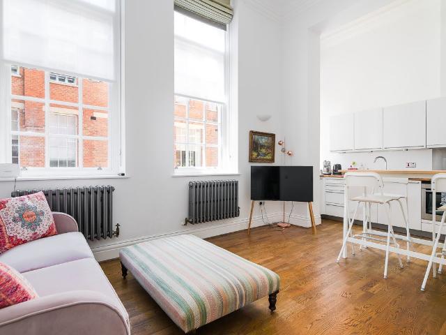 Apartment for rent in Clapham Junction, Greater London