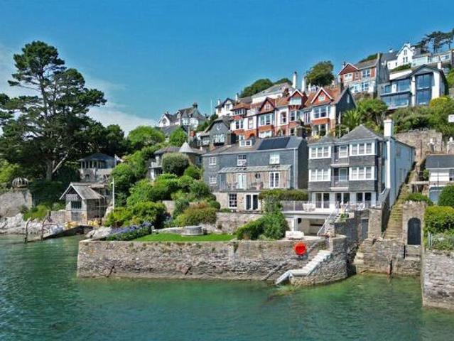 House for sale in Strode, Devon