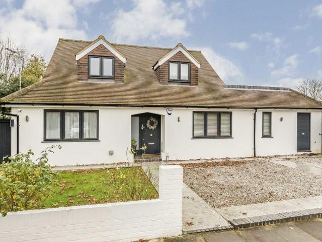 House for rent in Hampton, Greater London