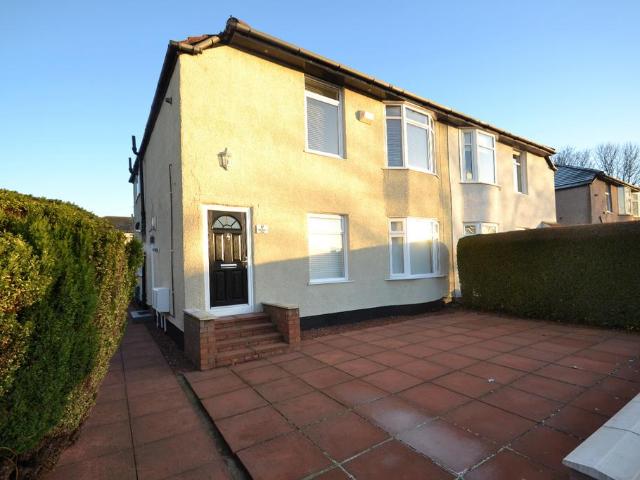 Apartment for rent in King's Park, Glasgow