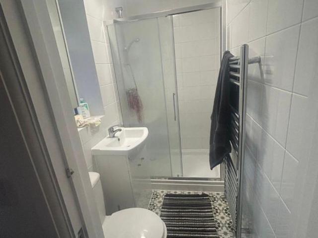 Room for rent in Seven Kings, Isle Of Man