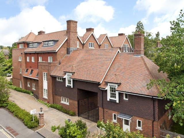 Apartment for rent in St James, Sandown Park