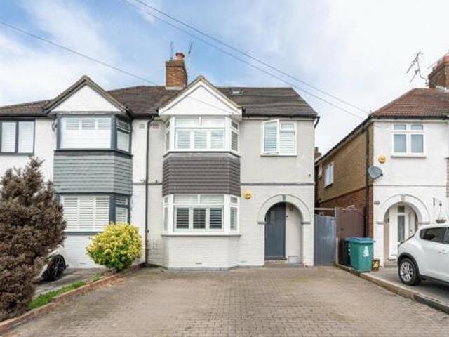 House for sale in Kingswood, Watford
