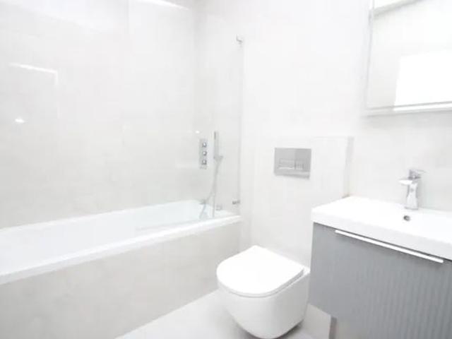 House for rent in London Borough of Croydon, Selsdon