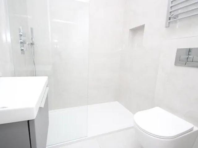 House for rent in London Borough of Croydon, Selsdon