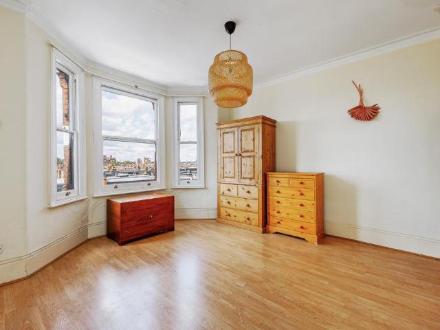 Apartment for rent in Fulham, Greater London