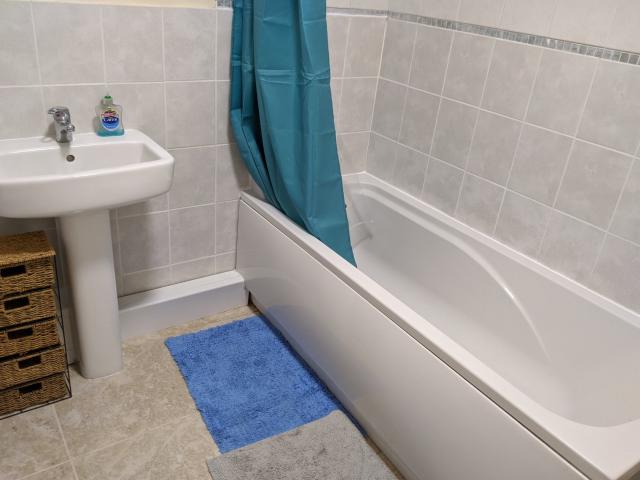 House for rent in Nangreaves, Wales