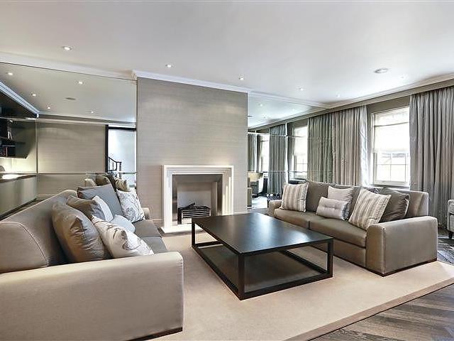 House for rent in Belgravia, Greater London