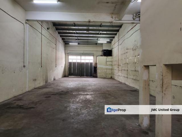 Warehouse for rent in Petaling, Subang Jaya