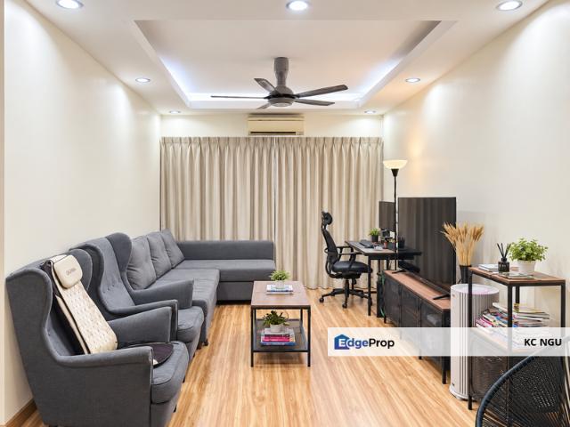 Condominium for sale in Petaling, Country Heights Damansara