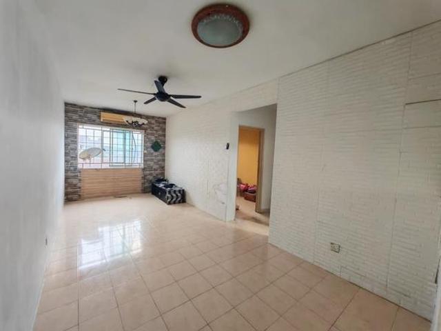 Apartment for sale in Petaling, Subang Jaya