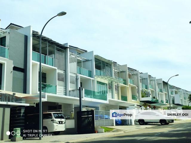 House for sale in Taman Damai Utama, Majlis Bandaraya Subang Jaya