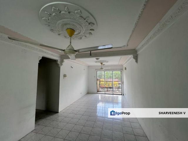 Flat for sale in Petaling, Subang Jaya