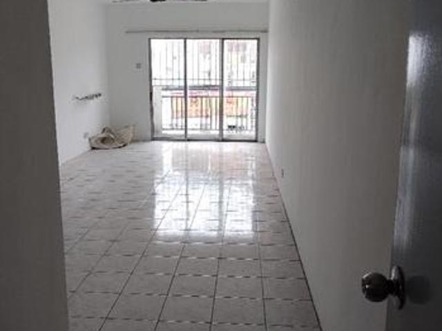Apartment for sale in Petaling, Subang Jaya
