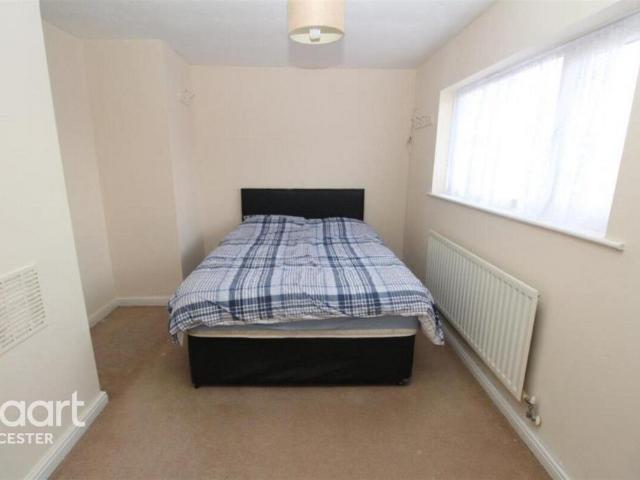 House for rent in Thurnby Lodge, Old Wharf