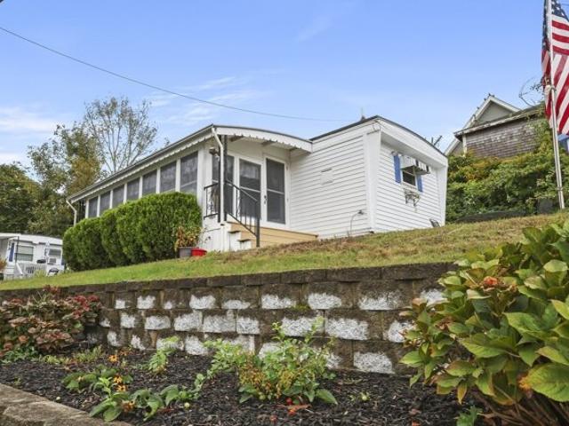 Property for sale in Onset, Wareham