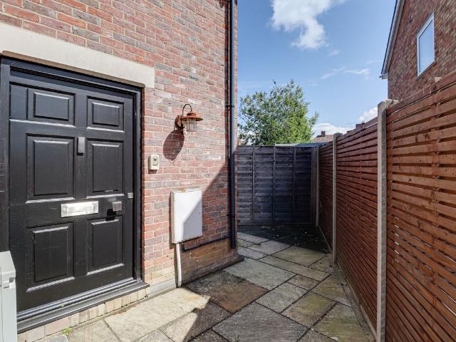 House for rent in Wood End, Five Acres