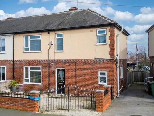 House for sale in Pontefract, West Yorkshire