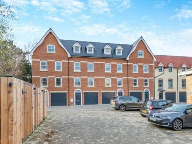 House for sale in Hertford, Colliers End