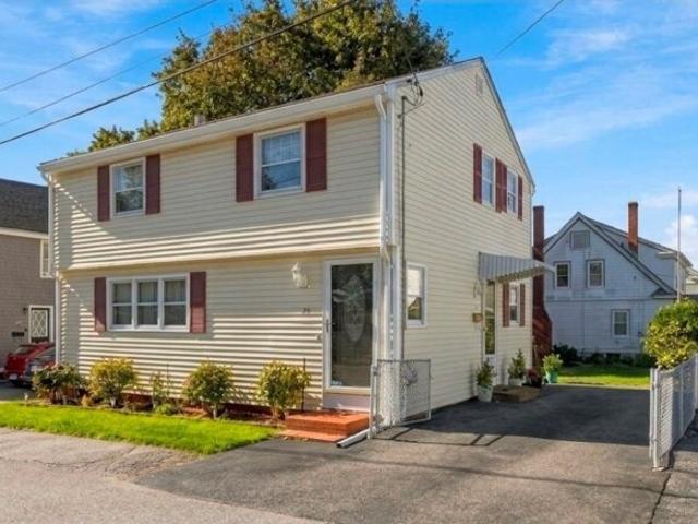 House for sale in Valley Falls, Cumberland