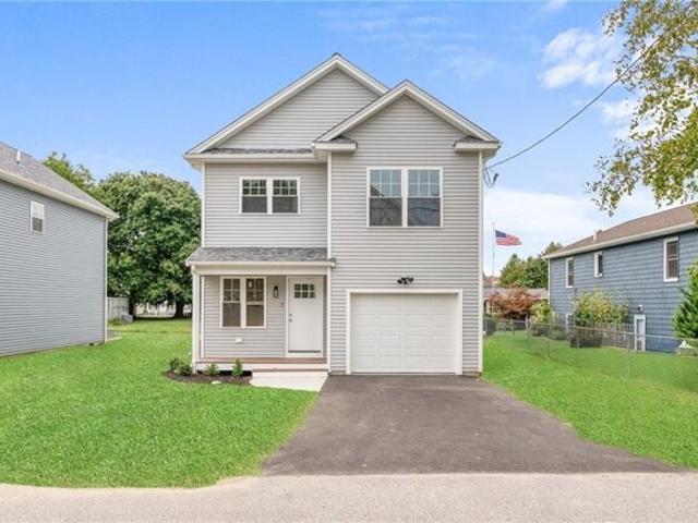 House for sale in Valley Falls, Cumberland