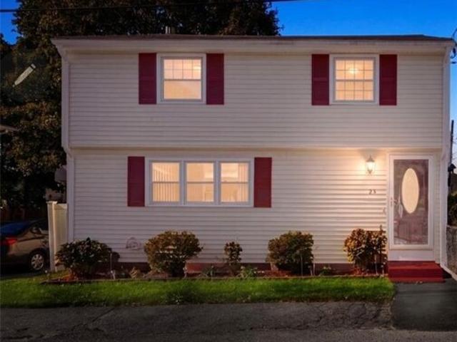 House for sale in Valley Falls, Cumberland