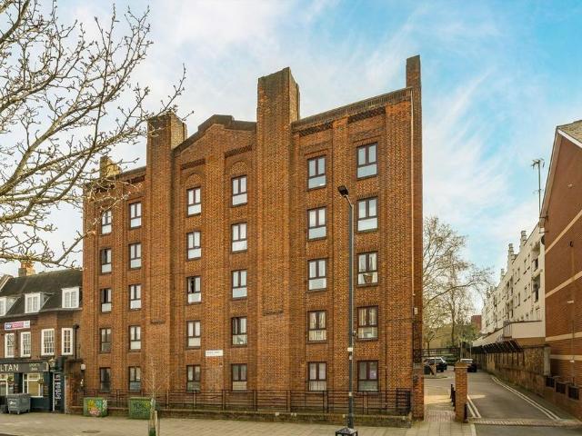 Apartment for rent in London Borough of Lambeth, Greater London