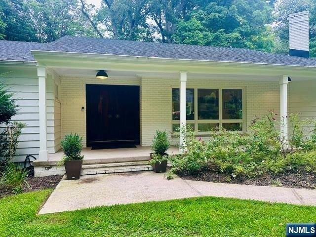 House for sale in Franklin Lakes, Bergen County