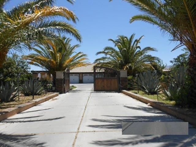 House for sale in Apple Valley, California