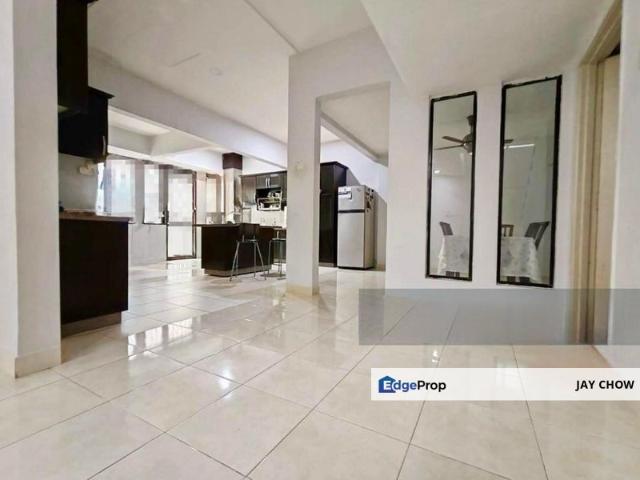 House for sale in Country Heights Damansara, Kuala Lumpur