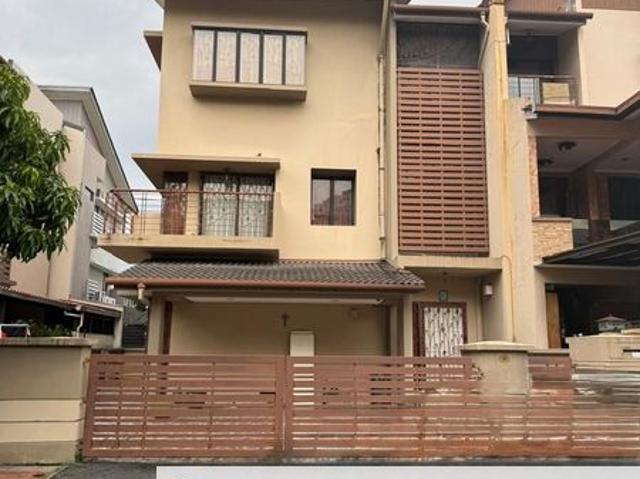 House for sale in Country Heights Damansara, Kuala Lumpur