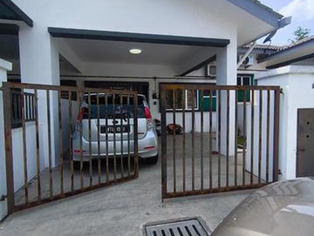 Terraced House for sale in Kuala Lipis, Pahang