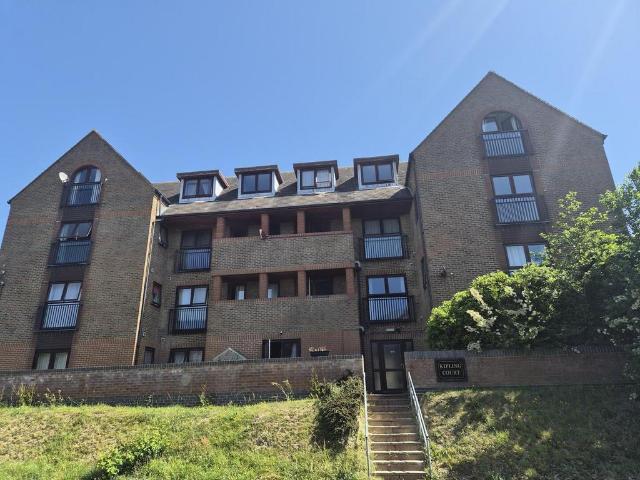 Apartment for rent in Sidley, Heathlands