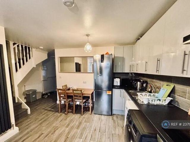 House for rent in Lyons, Greater London