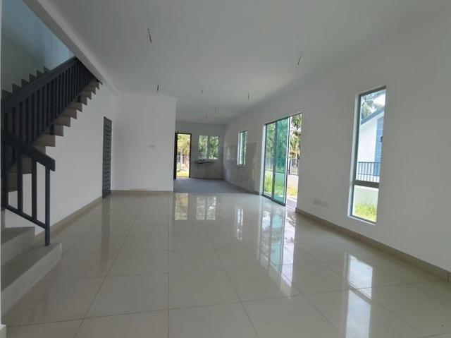 Terraced House for sale in Tanjong Sepat, Selangor