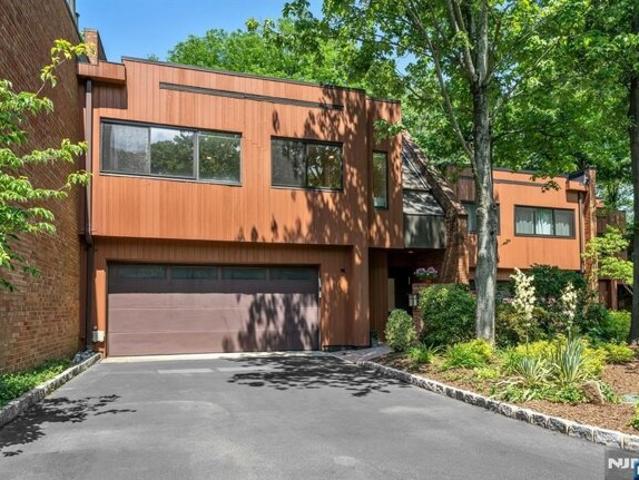 House for sale in Englewood, New Jersey
