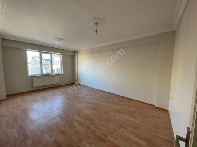 Sütlüce Mahallesi, Tepebaşı içerisinde kiralık mülk