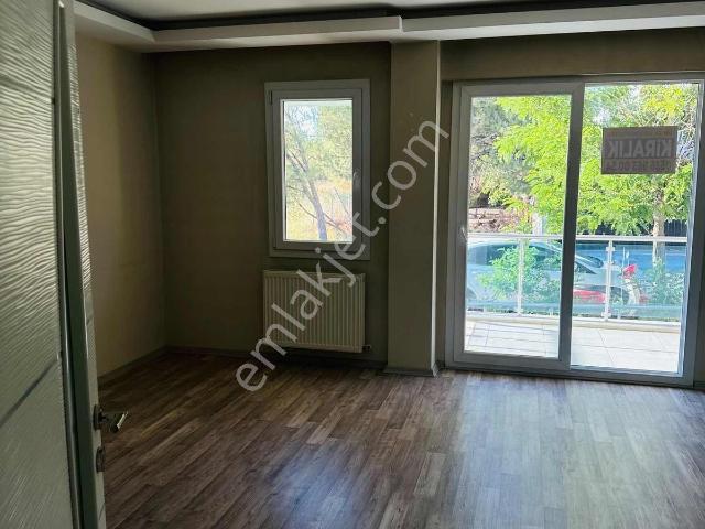 Bergama, İzmir içerisinde kiralık mülk