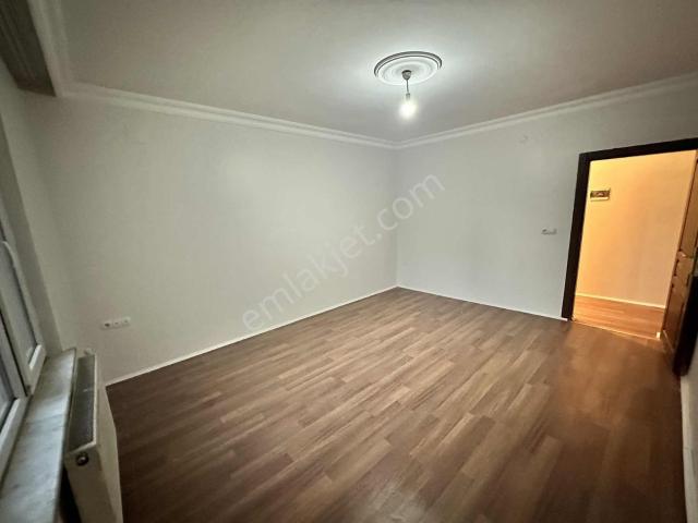 Van, İpekyolu içerisinde kiralık mülk