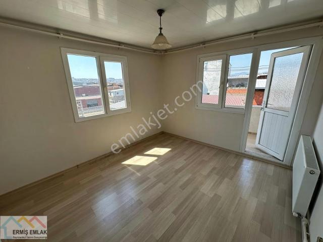 Buca, İzmir içerisinde kiralık mülk