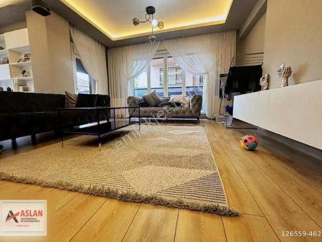 Üsküdar, İstanbul içerisinde kiralık mülk