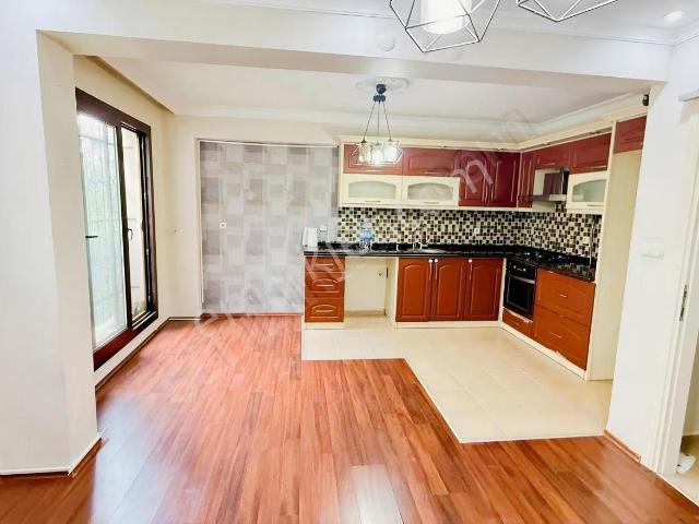 Karabağlar, İzmir içerisinde kiralık mülk