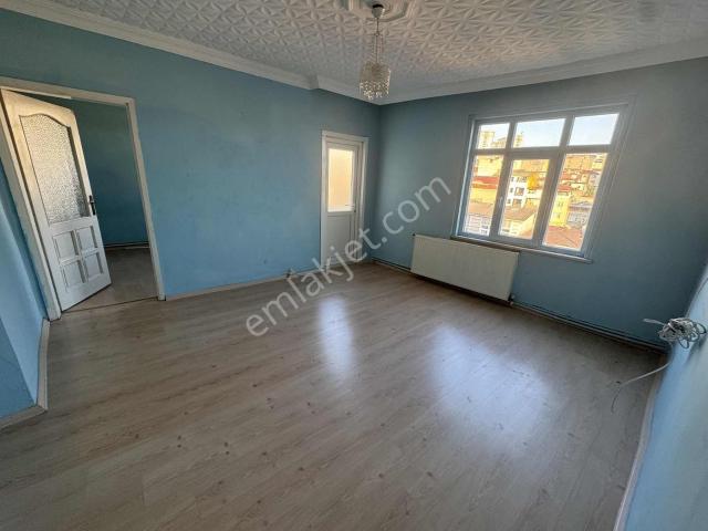 Söğütlü Çeşme Mahallesi, Küçükçekmece içerisinde kiralık mülk