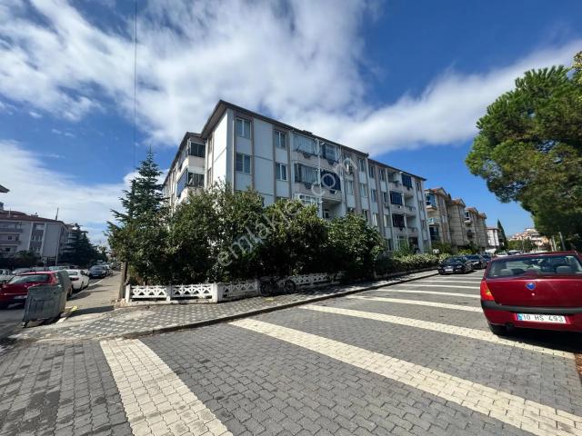 Kasaplar, Altıeylül içerisinde kiralık mülk