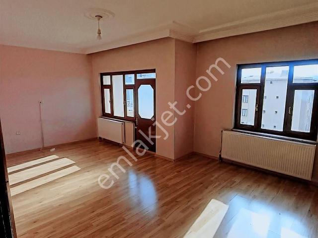 Van içerisinde kiralık mülk