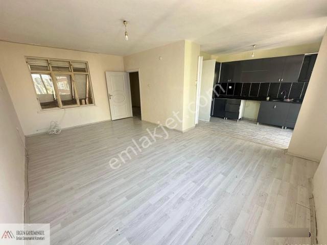 Yenişehir, Mersin içerisinde kiralık mülk