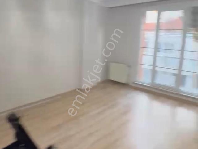 Mehmet Akif Mahallesi, Küçükçekmece içerisinde kiralık mülk